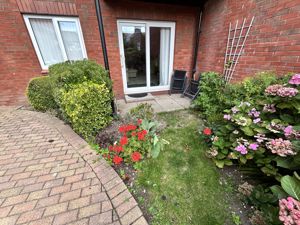 Photo 18- click for photo gallery